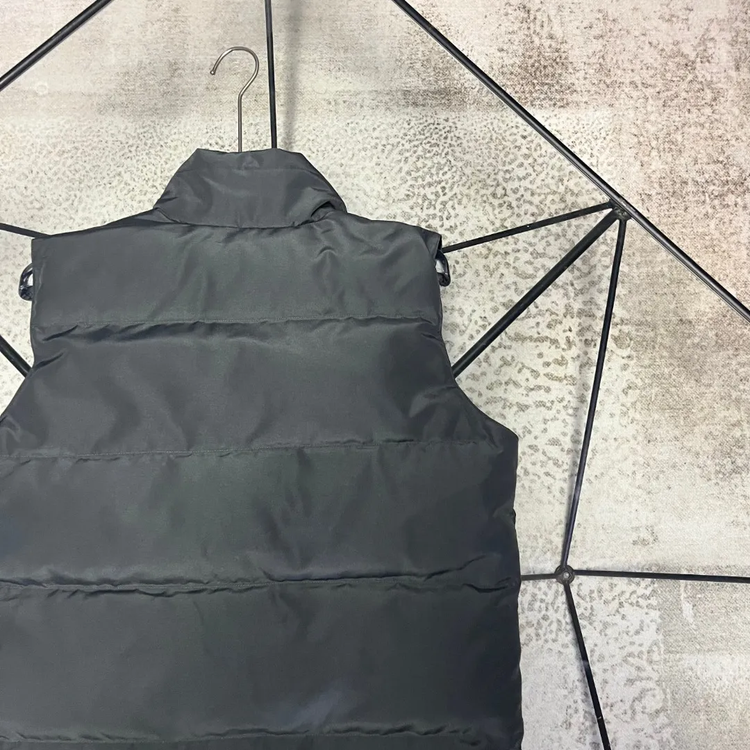 𝑪𝒂𝒏𝒂𝒅𝒂 𝑮𝒐𝒐𝒔𝒆Canada Goose tiles